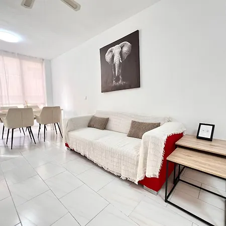 Apartment Apolo Vi Centrico A 4 Minutos A Pie De La Playa - Inmodream